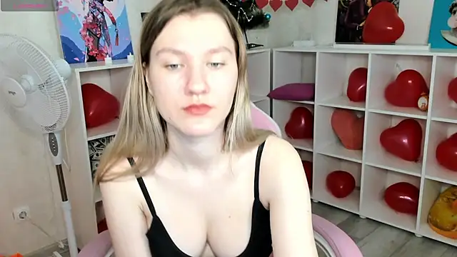 Mariel Brown online show from 02/13/25, 02:20