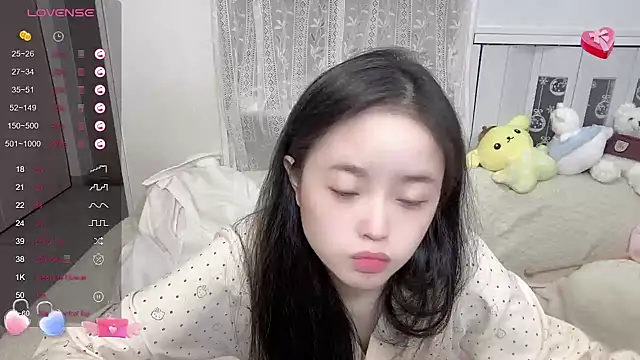 Mia-6688 online show from 01/04/25, 02:04