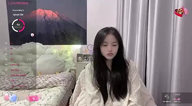 Mia-6688 online show from 01/18/25, 01:29