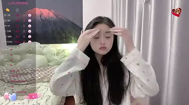 Mia-6688 online show from 01/19/25, 02:17
