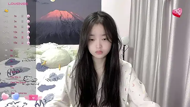 Mia-6688 online show from 02/06/25, 12:22