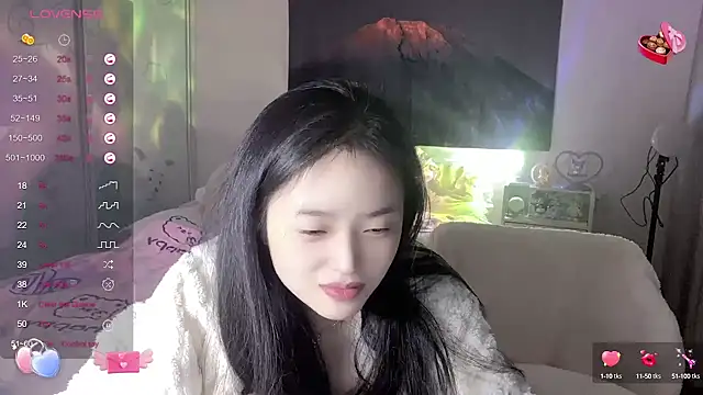 Mia-6688 online show from 02/08/25, 11:45