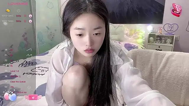 Mia-6688 online show from 02/13/25, 07:21