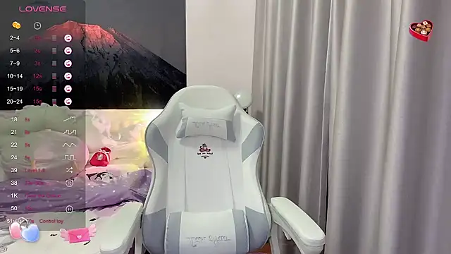 Mia-6688 online show from 03/07/25, 12:04