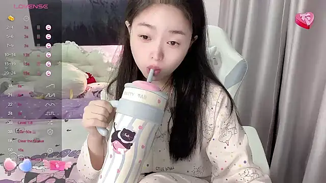 Mia-6688 online show from 03/10/25, 07:40