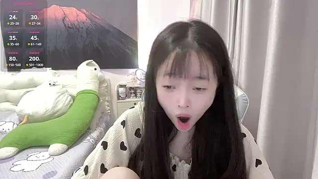 Mia-6688 online show from 09/09/25, 04:50