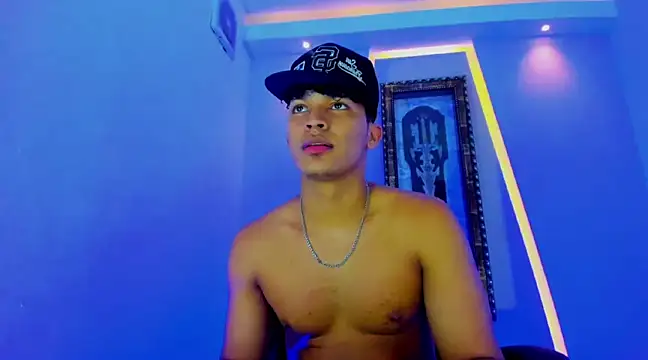 jamescurli  online show from 12/21/24, 11:22