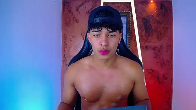 jamescurli  online show from 02/25/25, 07:20