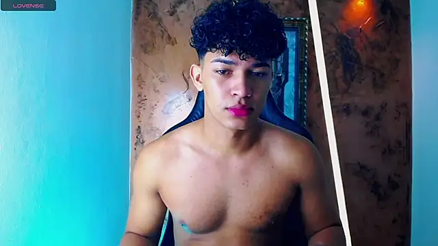 jamescurli  online show from 03/16/25, 04:41