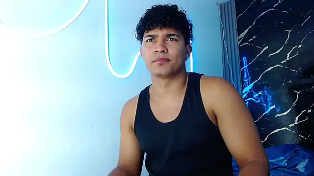 jamescurli  online show from 10/29/25, 01:52