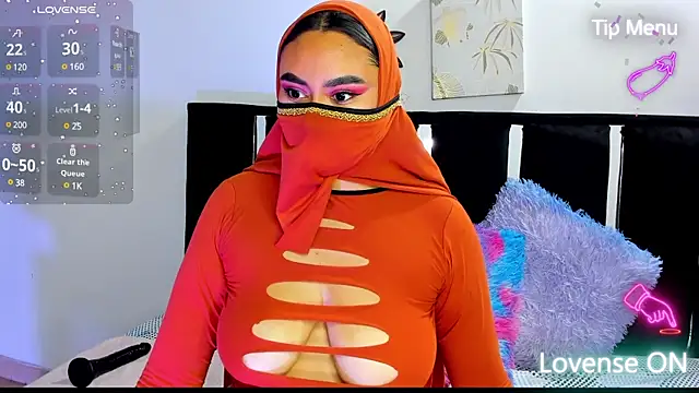 Mia Hajar online show from 12/13/24, 07:10