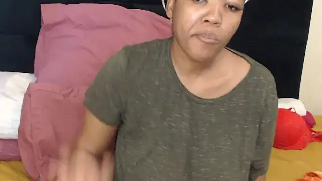 Busty-Londie online show from 09/26/25, 03:38