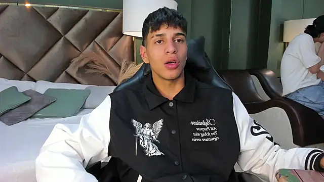 Tyler Rodriguez online show from 03/13/25, 04:49