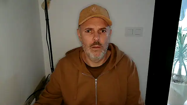 Francesco-ES online show from 12/01/24, 04:29