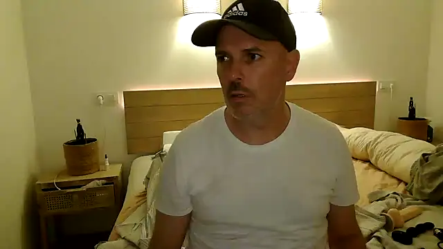 Francesco-ES online show from 12/06/24, 08:18