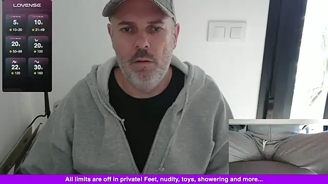 Francesco-ES online show from 12/26/24, 01:54