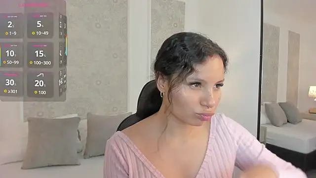 Snapshot of dulce_natyy chatting on 11/25/25, 03:17 dulce natyy online show from 11/25/25, 03:17