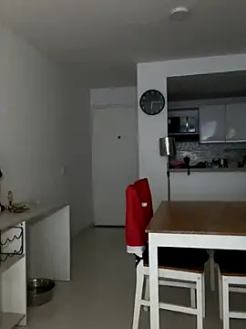 MireyaTorresGu online show from 11/18/25, 11:14