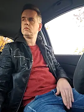 Snapshot of Hectorthyssen1 chatting on 11/07/25, 03:45 Hectorthyssen1 online show from 11/07/25, 03:45