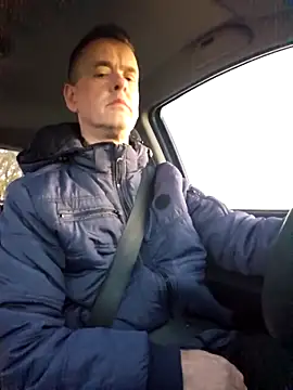 Snapshot of Hectorthyssen1 chatting on 11/21/25, 03:54 Hectorthyssen1 online show from 11/21/25, 03:54