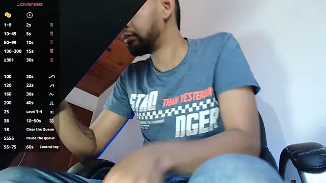 Snapshot of Bedobigcock chatting on 03/16/25, 04:45 Bedobigcock online show from 03/16/25, 04:45