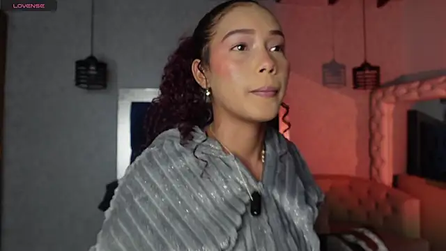 Snapshot of Salome_Williamss chatting on 06/20/26, 01:25 Salome Williamss online show from 06/20/26, 01:25