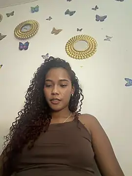 Snapshot of Salome_Williamss chatting on 08/05/26, 01:19 Salome Williamss online show from 08/05/26, 01:19