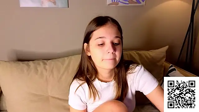 Snapshot of Leela_sun chatting on 11/07/25, 06:13 Leela sun online show from 11/07/25, 06:13