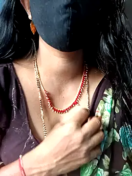 Snapshot of sweet-mahi chatting on 12/03/24, 02:36 sweet-mahi online show from 12/03/24, 02:36