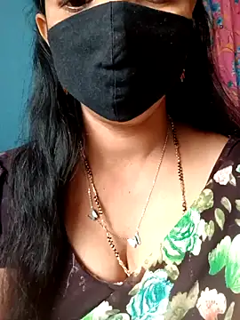 Snapshot of sweet-mahi chatting on 12/06/24, 08:26 sweet-mahi online show from 12/06/24, 08:26