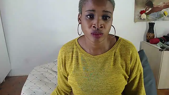 FLOWERLIPS25 online show from 02/23/25, 10:42