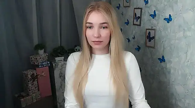 Snapshot of Queen_ofLove chatting on 12/09/24, 11:26 Queen ofLove online show from 12/09/24, 11:26