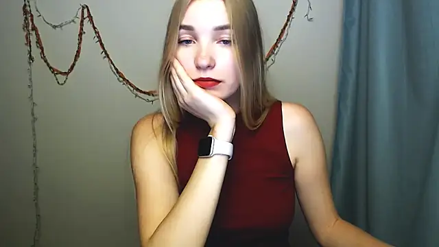 Queen ofLove online show from 12/22/25, 02:36