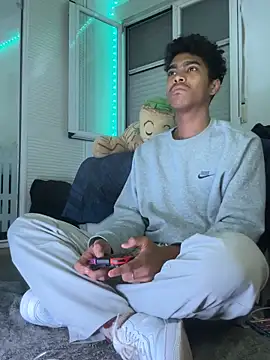 Ryan-hot online show from 10/26/25, 12:22