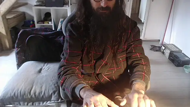 contemptumundi888 online show from 11/24/25, 11:10