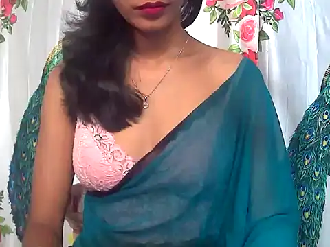 Snapshot of sexy_janu25 chatting on 02/13/26, 05:03 sexy janu25 online show from 02/13/26, 05:03
