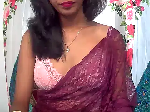 Snapshot of sexy_janu25 chatting on 02/19/26, 05:25 sexy janu25 online show from 02/19/26, 05:25