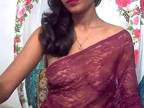 Snapshot of sexy_janu25 chatting on 03/06/26, 05:15 sexy janu25 online show from 03/06/26, 05:15