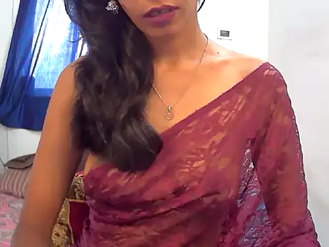 Snapshot of sexy_janu25 chatting on 05/16/26, 05:15 sexy janu25 online show from 05/16/26, 05:15