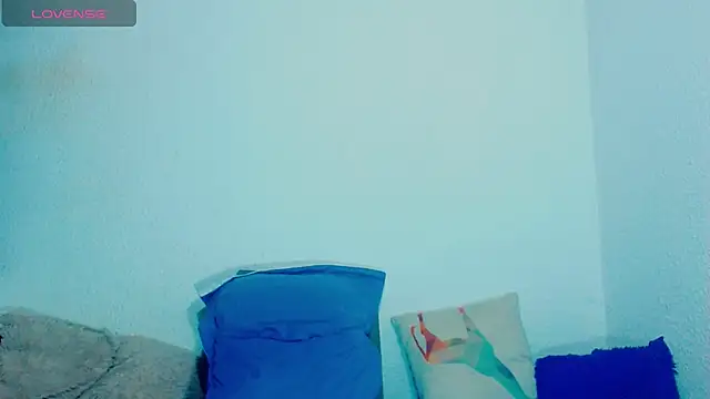 alexandrasexy32 online show from 05/13/26, 03:15
