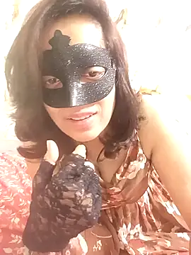 Snapshot of Inaya_Mishra chatting on 01/13/25, 05:12 Inaya Mishra online show from 01/13/25, 05:12