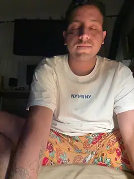 TacosSenpai online show from 10/04/25, 05:05