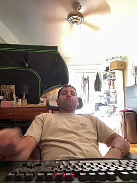 TacosSenpai online show from 10/06/25, 04:21