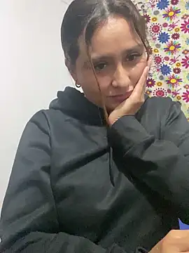 Keittly  online show from 12/15/24, 12:18