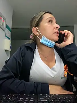 Keittly  online show from 10/07/25, 01:25