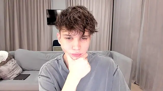 Im Shine Guy online show from 12/26/24, 08:00