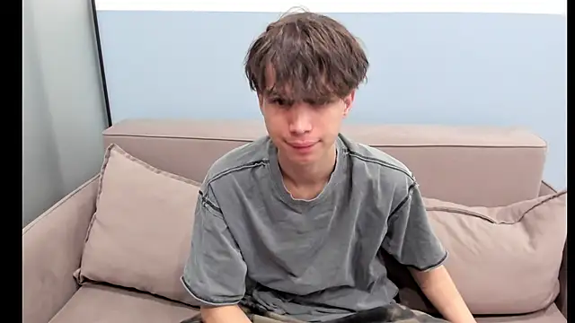 Im Shine Guy online show from 10/16/25, 01:50