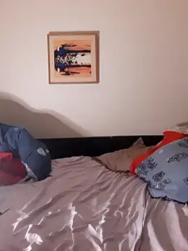 Snapshot of GayPourToi chatting on 01/17/25, 08:44 GayPourToi online show from 01/17/25, 08:44