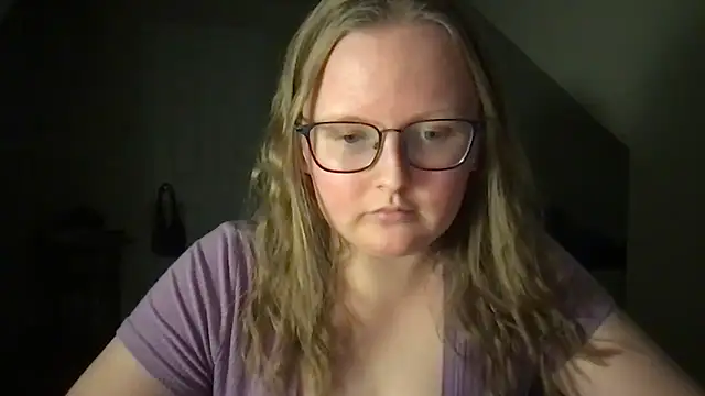 lexie lilacs online show from 01/07/25, 11:03