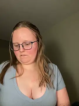 lexie lilacs online show from 01/10/25, 02:35